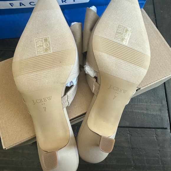 J. Crew Women's Tan Bow Heeled Mules - Picture 6 of 10